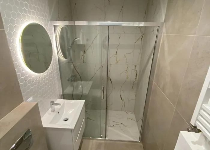 Park Slaski Cozy דירה קטוביץ